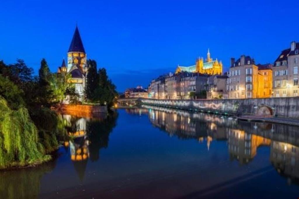 F2 65M2 Parking Prive Avec Une Belle Vue Metz Buitenkant foto